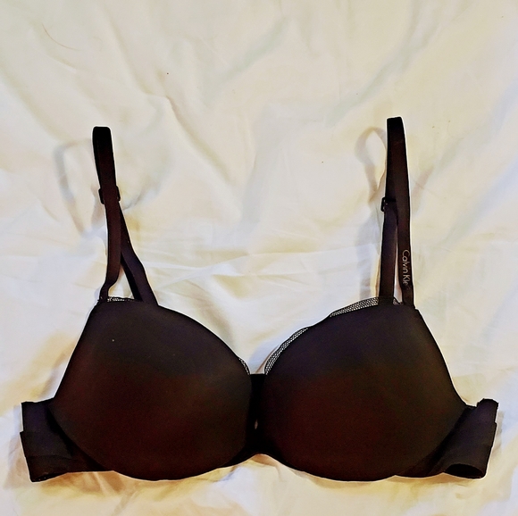 Calvin Klein Padded Push-Up Bra - Black - 32A - Picture 1 of 7